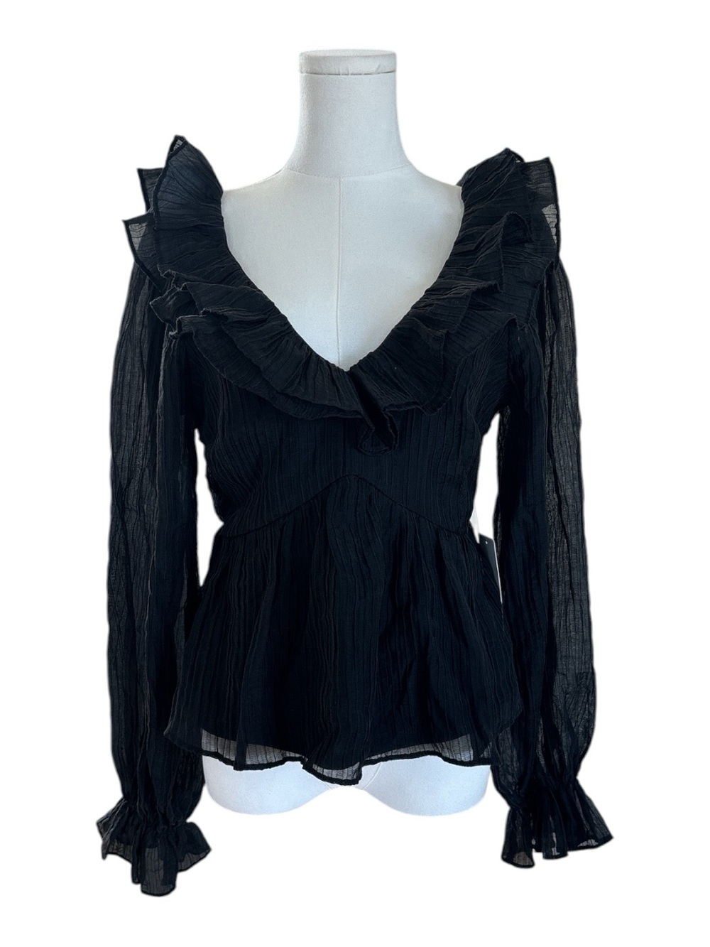 TBC6 Black ruffle blouse with long sleeves and pleated detailing size small